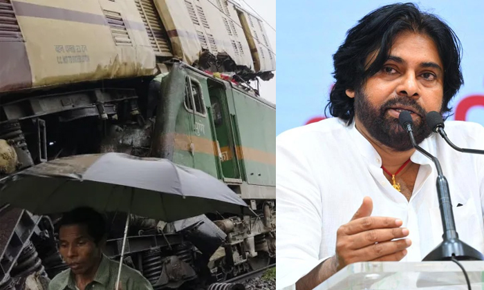  Deputy Cm Pawan Kalyan Reacted To The West Bengal Train Accident Details, Pawan-TeluguStop.com