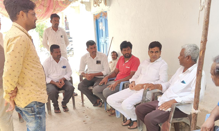  Manohar Reddy, The Elephant Who Visited The Family Of The Person Who Died Of Ele-TeluguStop.com