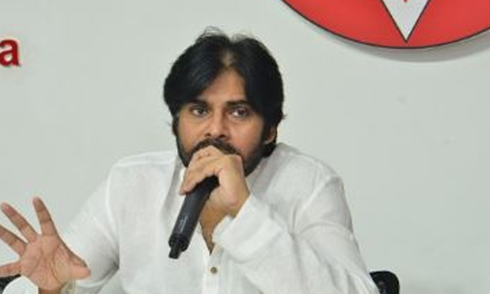  Ramoji Rao Is Versatile Pawan Kalyan , Pawan Kalyan, Ramoji Rao , Janasena Chief-TeluguStop.com