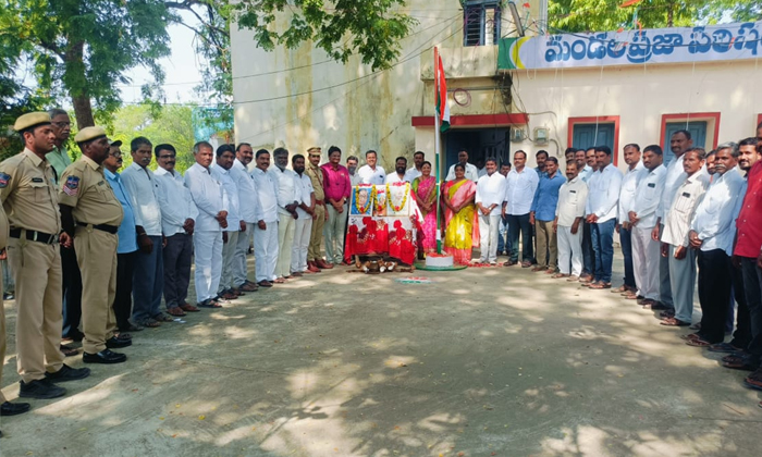  Telangana State Formation Day Celebrations In Various Offices Of Chandurthi Mand-TeluguStop.com