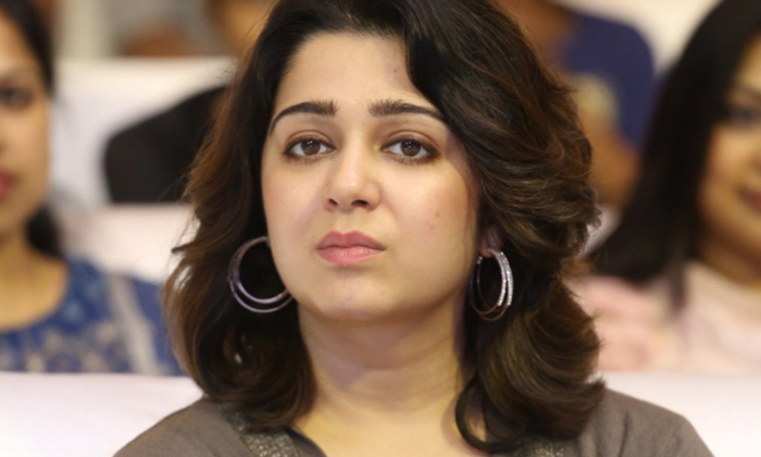  Where Is Actress Charmi Kaur , Charmi Kaur, Puri Jagannath, Co-producer, Double-TeluguStop.com