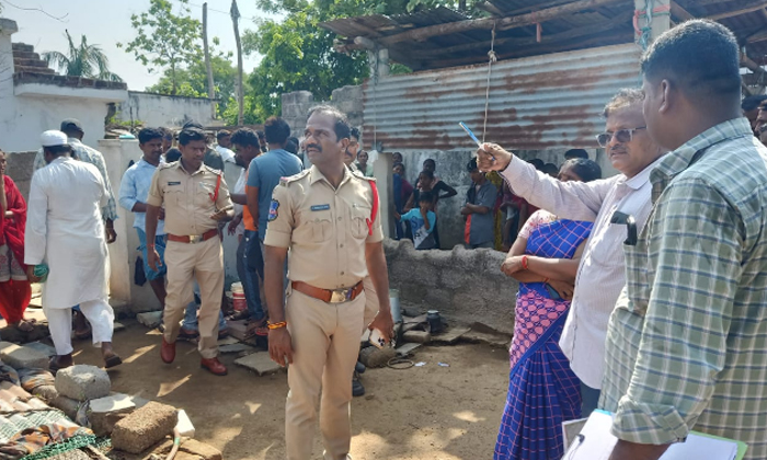  Wife Who Killed Her Husband Police Arrested 12 People, Wife Killed Husband, Poli-TeluguStop.com