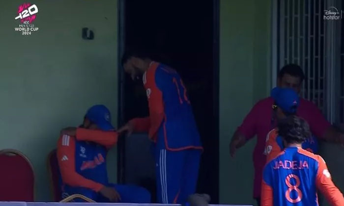  Viral Video: Rohit Couldn't Stop His Emotions.. Team India In The Final, Ind Vs-TeluguStop.com