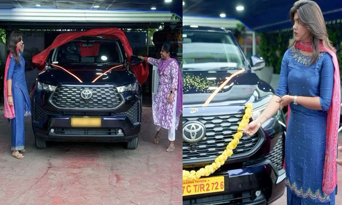  Jabardasth Rithu Chowdary Buys A New Innova Crysta Hycross Luxury Car Know Price-TeluguStop.com