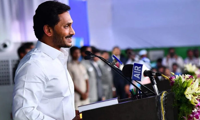  The Same Confidence.. What Did Jagan Say To The Party Leaders, Ysrcp, Ap Cm Jaga-TeluguStop.com