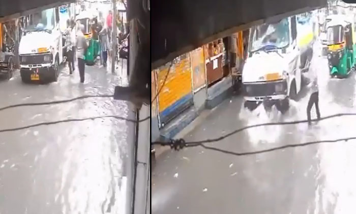  Tanker Driver Trampled Young Man Shocking Video Viral , Delhi, Sangam Vihar, Spl-TeluguStop.com