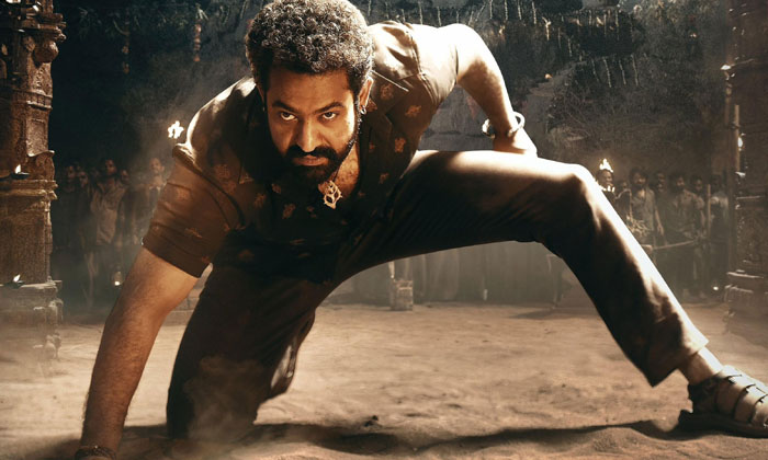  What Is The Reason Why NTR Is So Confident About Making 1000 Crores With Devara-TeluguStop.com