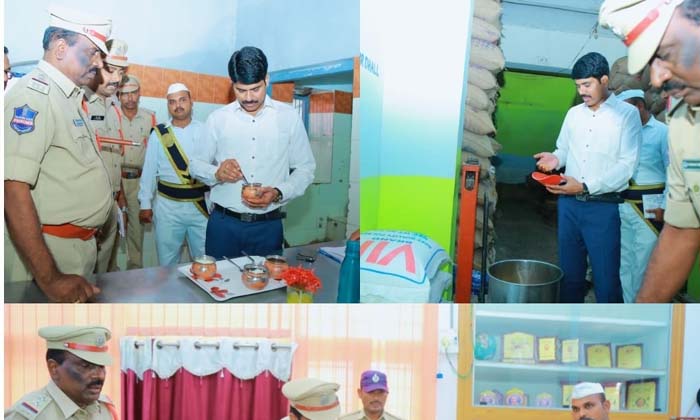  District Collector Visited And Inspected The District Jail , District Collector-TeluguStop.com