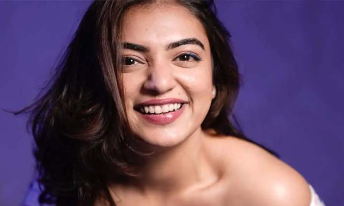  Facts About Heroine Nazriya , Nazria Nazim, Atlee , Star Actor Fahad Fazil, Ant-TeluguStop.com