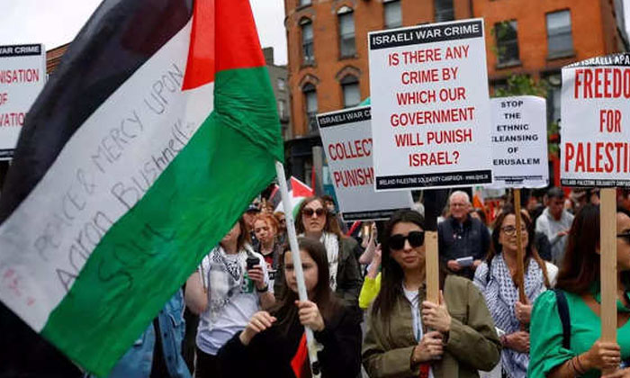  Singapore: Court Allows Indian-origin Woman Charged For Holding Pro Palestine Pr-TeluguStop.com