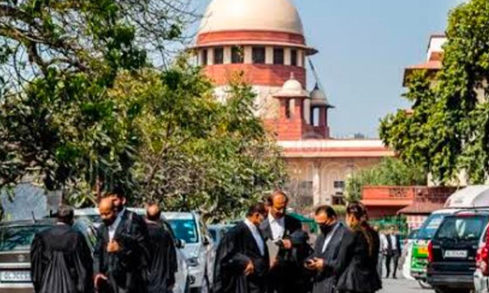  New Laws In The Country From Today, Bnss, Indian Evidence Act , Indian Penal Cod-TeluguStop.com