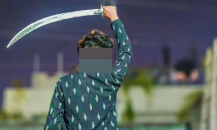  Person Posting Videos Online Of Talwar And Swords Acrobatics Arrested, Sent To R-TeluguStop.com