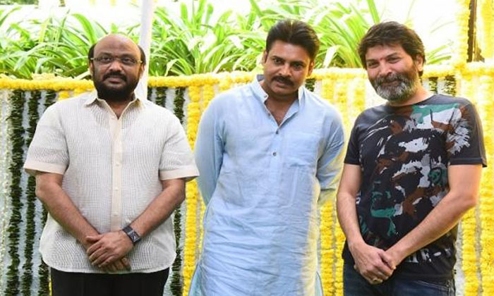  Pawan Kalyan Is The Star Producer Who Is Going To Set The Film In Trivikram Comb-TeluguStop.com