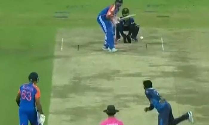  Where Is This Video Babu Is Bowling Like This , Sri Lanka, Pallekele, Suryakumar-TeluguStop.com