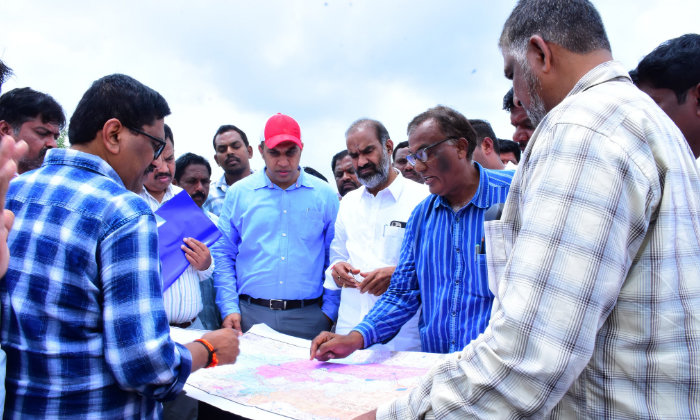  Construction Of Chandurthi - Motkuraupet Road Should Be Completed As Soon As Pos-TeluguStop.com