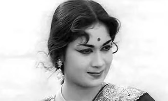Telugu Lakshmi, Mahanati, Nag Ashwin, Savitri, Tollywood-Movie