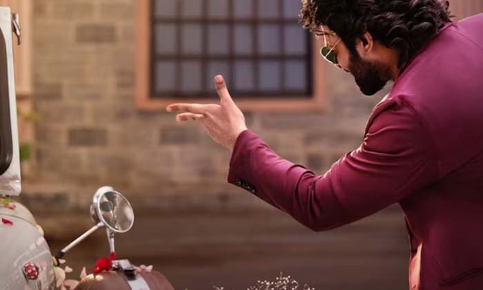  Prabhas Rajasaab Movie Glimpse Review Details Inside Geos Viral In Social Media-TeluguStop.com