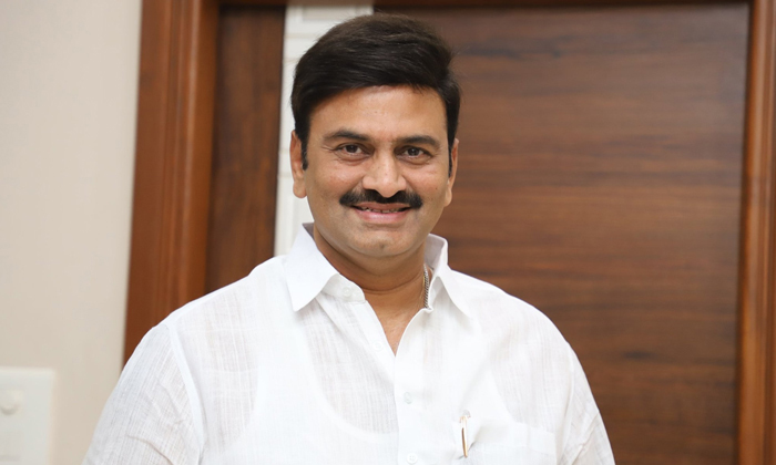 Telugu Ggh Prabhavati, Ips Sunil Kumar, Jagan, Undi Tdp Mla, Ysjagan, Ysrcp Mp-P