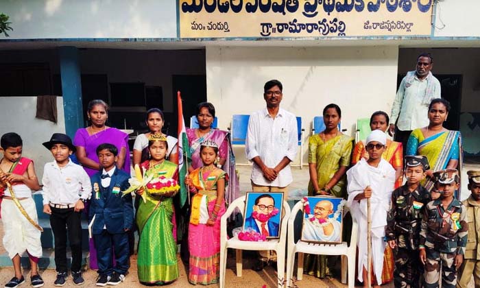  Dressed Up By Impressed Children , Navya, Nagesham, Challa Srinivas-TeluguStop.com