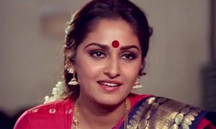  Facts About Jayaprada First Movie Details, Jayaprada, Naku Swatantram Vachindi M-TeluguStop.com