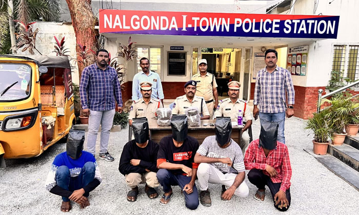  Ganja Gang Arrested In Nalgonda, Nalgonda, Ganja Gang, Ganja Gang Arrested, Nalg-TeluguStop.com