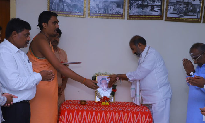  Prof. Jayashankar Jayanti Celebrations At Rajanna Temple, Professor Jayashankar-TeluguStop.com