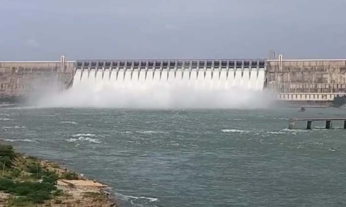  Heavy Rising Flood To Nagarjuna Sagar Project , Nagarjuna Sagar Project, Heavy-TeluguStop.com