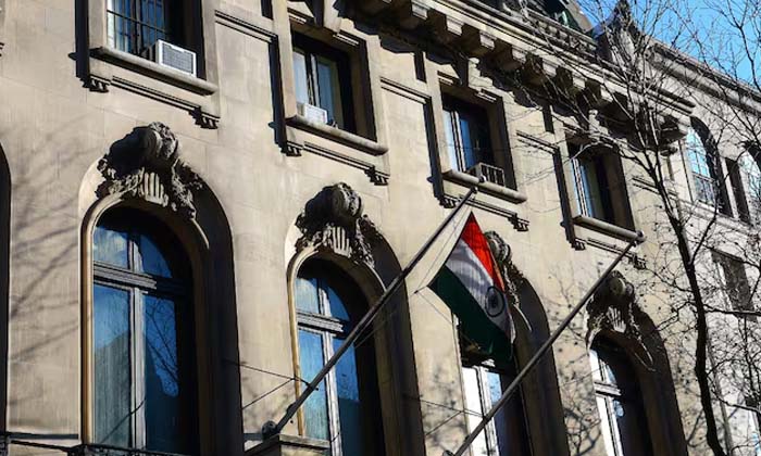  Indian Consulate In New York Warns Against Fraudulent Agents , Fraudulent Agents-TeluguStop.com