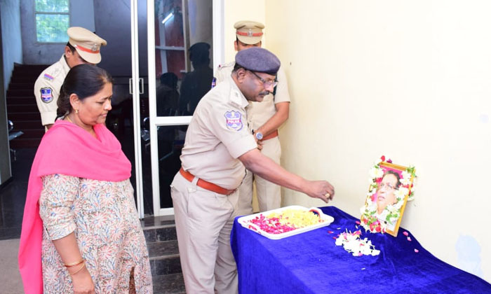  Kothapalli Jayashankar Sir Jayanthi Celebrations In District Police Office , Kot-TeluguStop.com