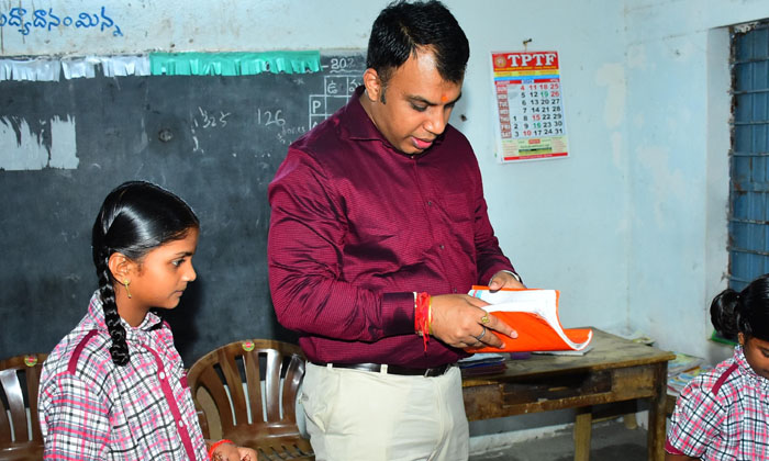  Special Attention Should Be Given To The Students, Said Collector Sandeep Kumar-TeluguStop.com