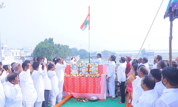  A Grand Flag Unveiling Ceremony At Rajanna Temple , Rajanna Temple, Flag Hoistin-TeluguStop.com