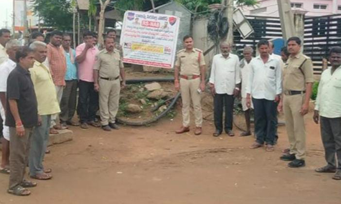  Si Ganesh Who Made The Villagers Aware Of Drug Eradication, Si Ganesh , Villager-TeluguStop.com