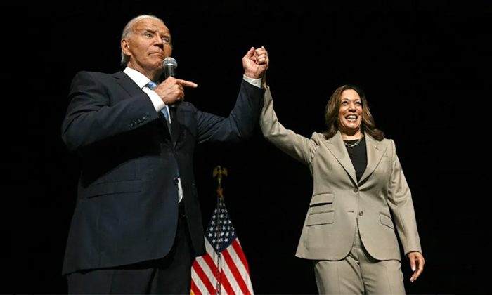  Kamala Harris And Joe Biden Make First Joint Appearance Since Ticket Change Deta-TeluguStop.com