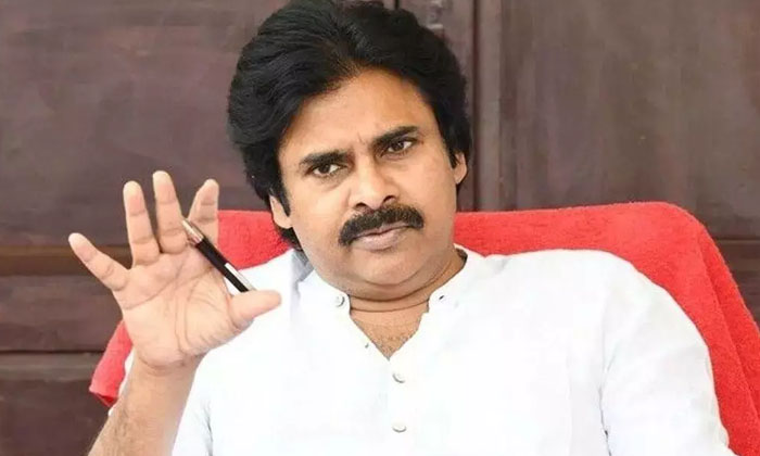  Pawan Kalyan Gives Strong Warning To Mega Fans, Pawan Kalyan, Mega Fans, Warning-TeluguStop.com