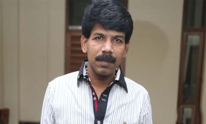  Tamil Industry Star Director Bala Can Not Make Pan India Film Details, Bala, Dir-TeluguStop.com