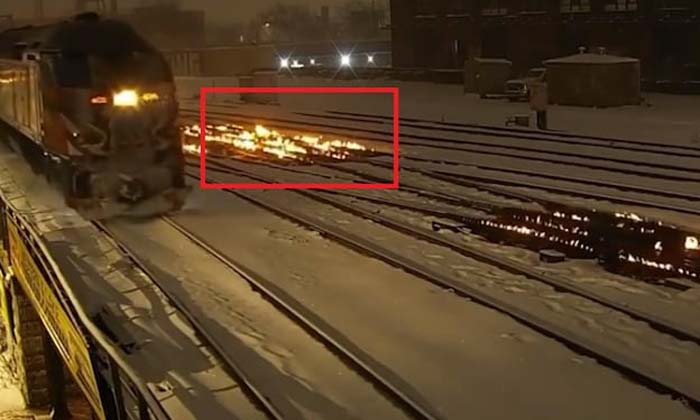  The Fire That Is Burning On The Chicago Railway Tracks Is The Solution To That P-TeluguStop.com