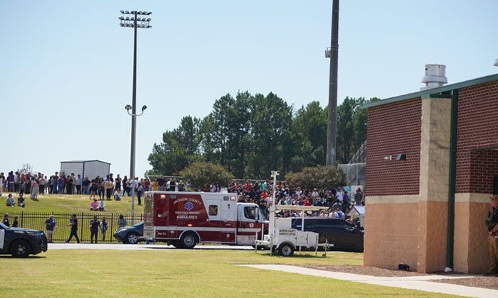  Georgia School Shooter Sent Text To His Mom Before Opening Fire , Georgia School-TeluguStop.com