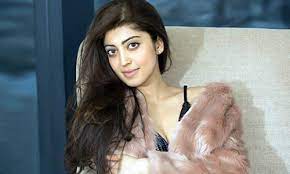  Pranitha-subhash-reacts-on-tirumala-laddu-issue, Pranitha Subhash, Tirumala, Tir-TeluguStop.com