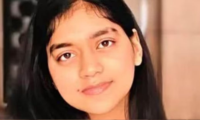  1 Crore Raised For Family Of Indian Woman Who Died In Canada , Gurusimran Kaur ,-TeluguStop.com