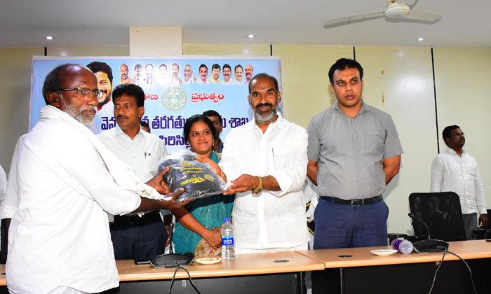  Continuation Of Welfare And Development Of Economically Distressed People, Cm Re-TeluguStop.com