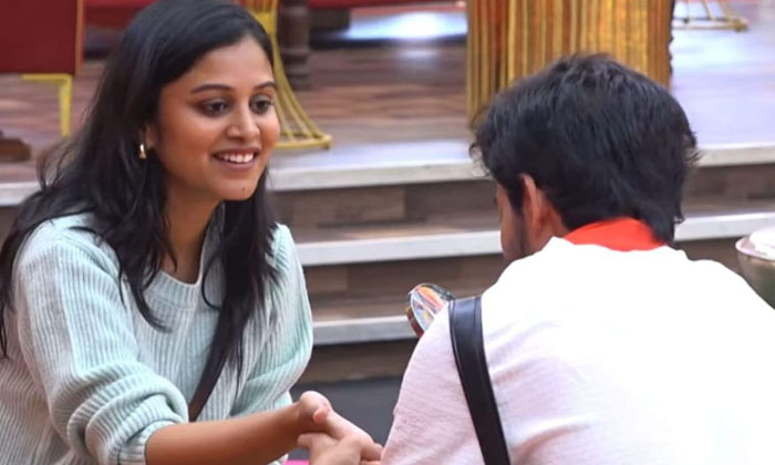  Bigg Boss House Filled With Mental Cases ,hariteja ,manikanta ,bigg Boss House-TeluguStop.com