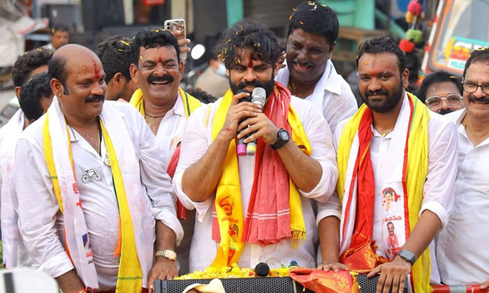 Telugu Chiranjeevi, Janasenap Arty, Pawan Kalyan, Sai Dharam Tej, Sai Durga Teja