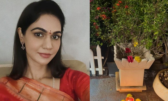  Sneha Reddy Atlathaddi Photos Goes Viral , Sneha Reddy , Red Saree, Pythani S-TeluguStop.com