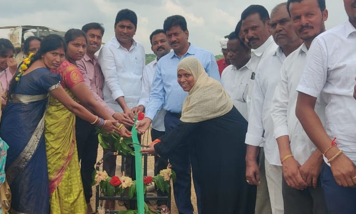  Additional Collector Khimya Naik Said Farmers Should Bring Quality Grain To Proc-TeluguStop.com