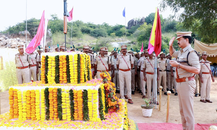 The Sacrifices Of Police Martyrs Are Unforgettable, Y. Srinivasa Rao, Indian Pol The Sacrifices Of Police Martyrs Are Unforgettable, Y. Srinivasa Rao, Indian Pol-TeluguStop.com