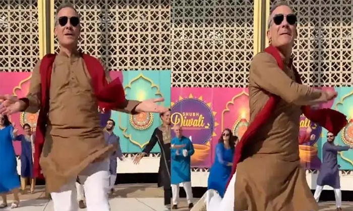  Us Ambassador Eric Garcetti Dances To Tauba Tauba During Diwali Celebrations Vid-TeluguStop.com