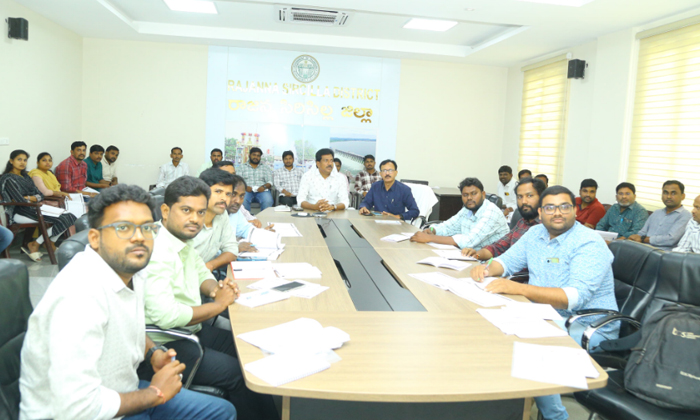  Completed Training Of Master Trainers Additional Collector Khimya Naik, Training-TeluguStop.com