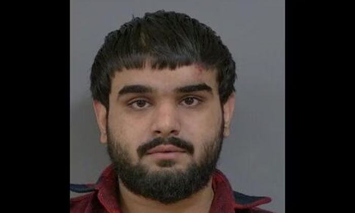  Indian Student Arrested In Canada For Alleged Sexual Assaults , Arshdeep Singh-TeluguStop.com