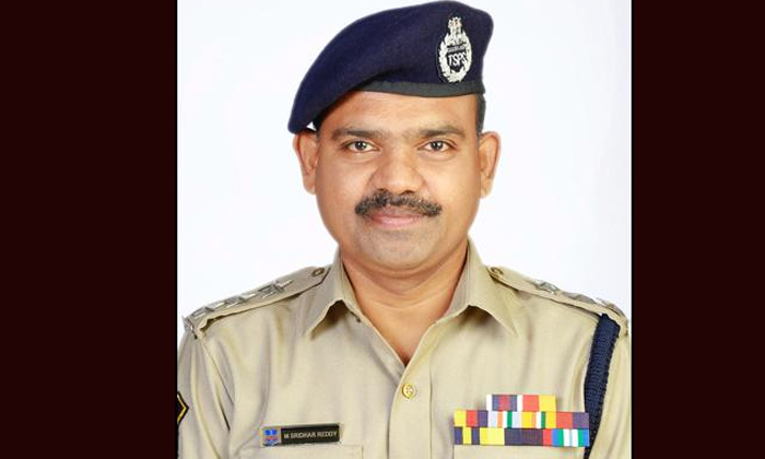  Special Recognition For Kodada Dsp Sridhar Reddy In Criminal Investigation, Dsp-TeluguStop.com