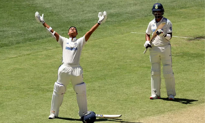  Yashasvi Jaiswal Smashes Maiden Test Century In Australia In Debut Game Details,-TeluguStop.com